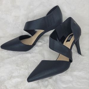 NWT HEELS DESIGNER sexy and  cofmy Jones NewYork Designer Pumps Heels New NWT